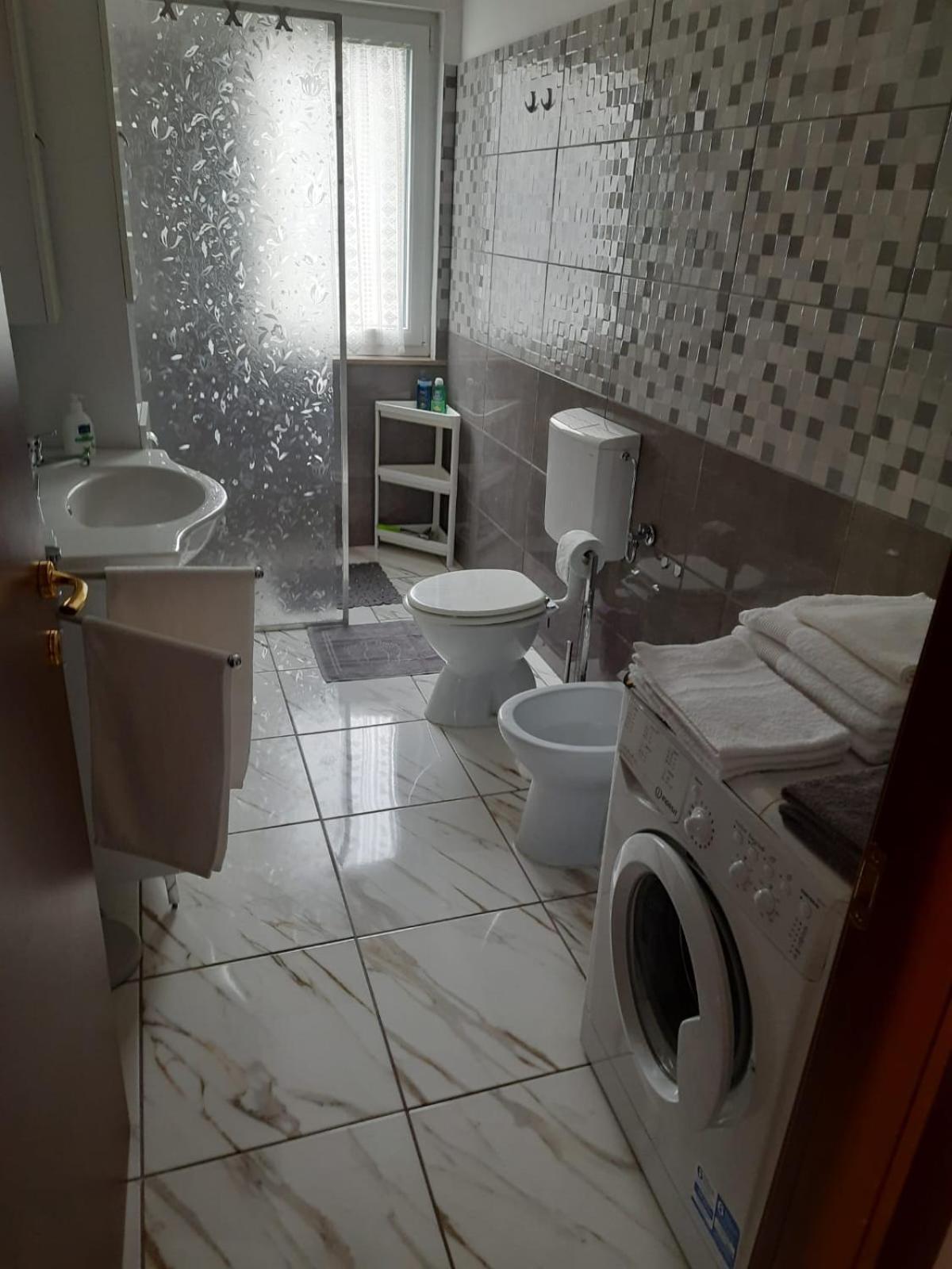 Villa Azzurra Monfalcone Buitenkant foto